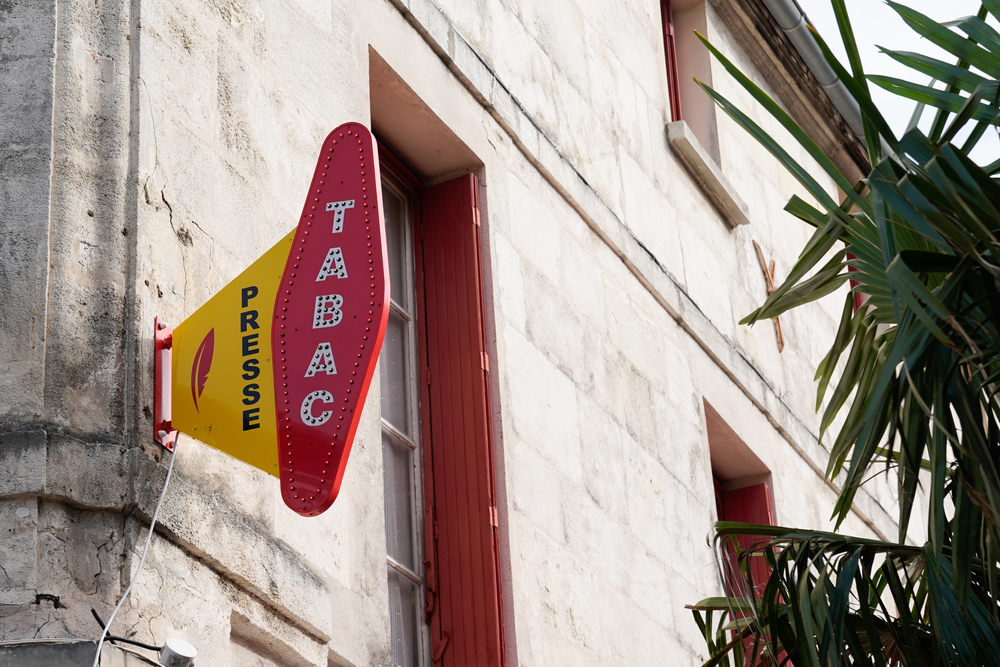 Le lien entre la disparition des bars-tabacs et l&rsquo;essor du Rassemblement National selon une étude inquiétante