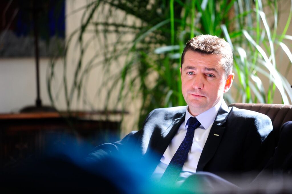 Quatre ans de prison… Deux mois de détention : Gaël Perdriau reprend la route avant son procès d’appel