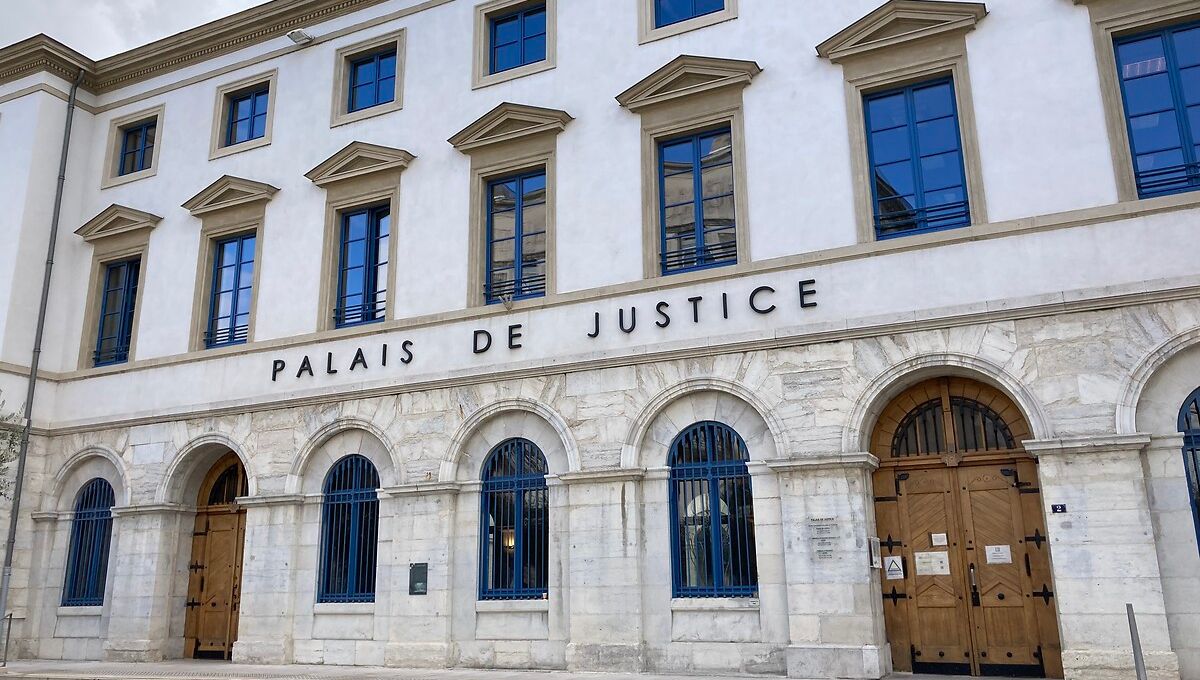 Cinq agresseurs l’ont précipité au sol : deux jeunes condamnés après une agression violente à Toulouse