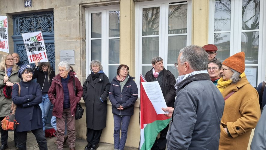 Un mur de signatures : 500 000 Français s’opposent à la loi Yadan