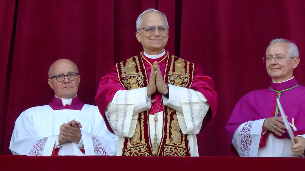 Léon XIV rompt avec l&rsquo;ouverture des frontières : le pape qui rétablit les règles migratoires