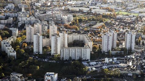 L&rsquo;Étau des menances : La Seine-Saint-Denis défend l’État de droit face à l’attaque extrémiste