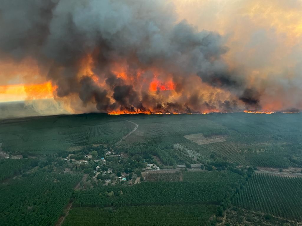 La Gironde brûle, mais la solidarité des habitants ne s’éteint pas