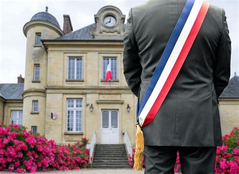 Le maire de Bertry dénonce l’inefficacité macronienne : « L’économie française s’effondre »