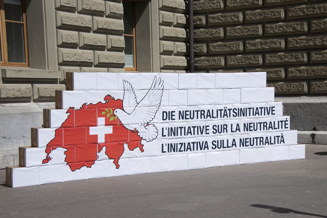 L’Étau Sémantique : Comment la « Neutralité Active » Érode l&rsquo;Indépendance Suisse